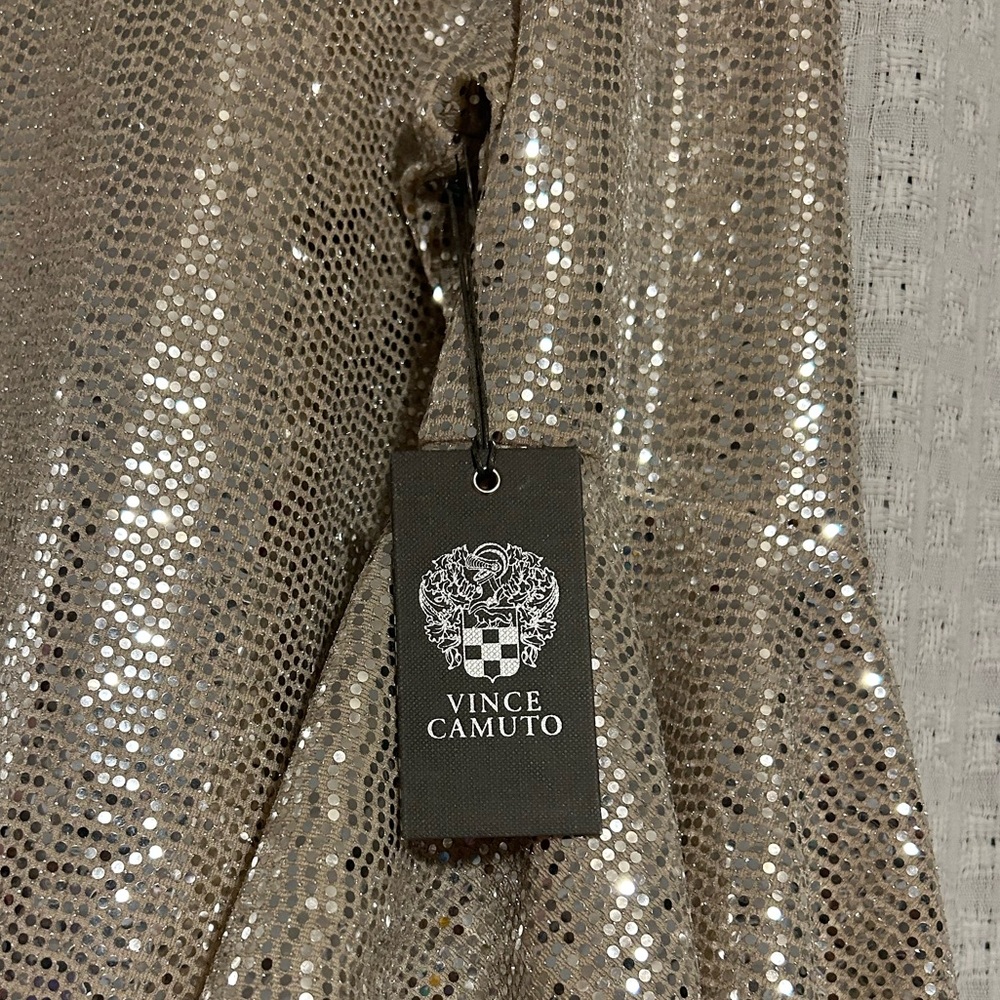 Women’s Vince Camuto Sequence Blouse - Picture 3 of 3